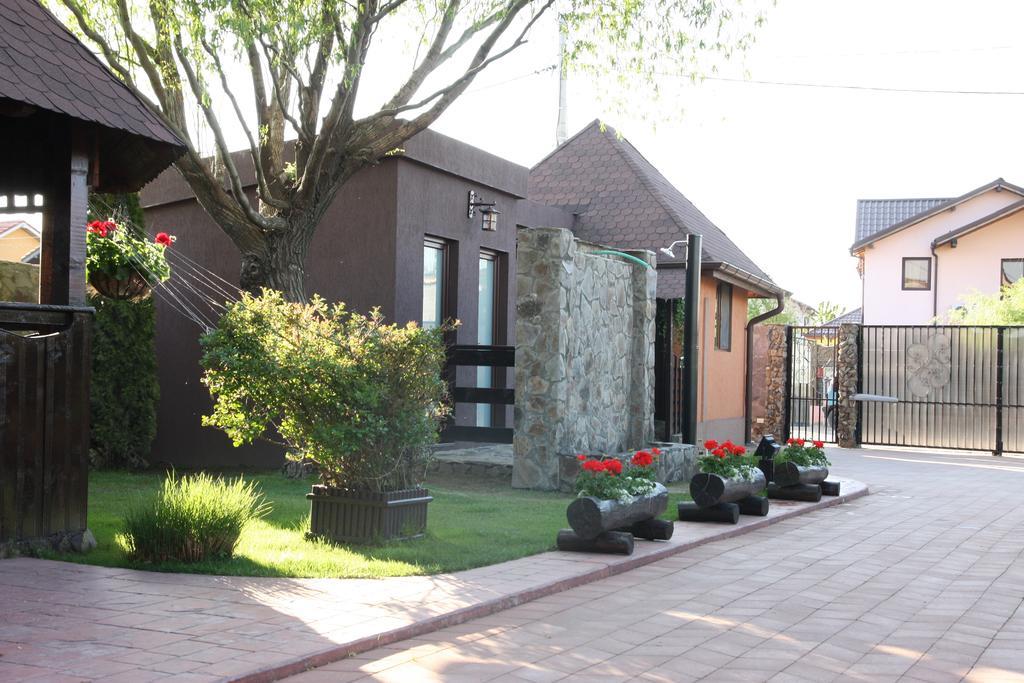 Rixo'S Guesthouse Circea Exterior photo