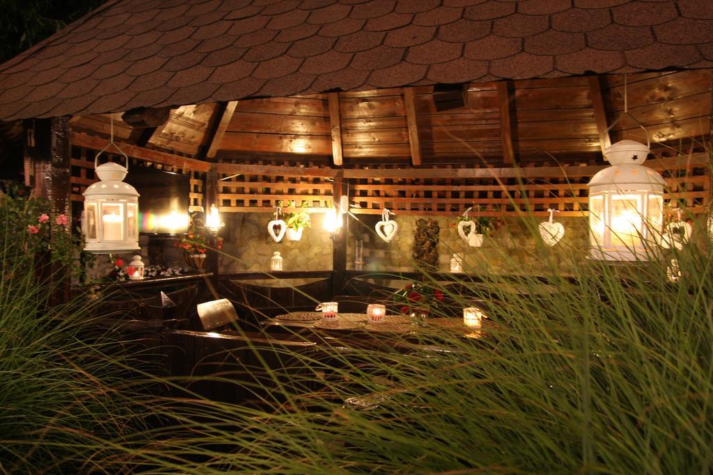 Rixo'S Guesthouse Circea Exterior photo